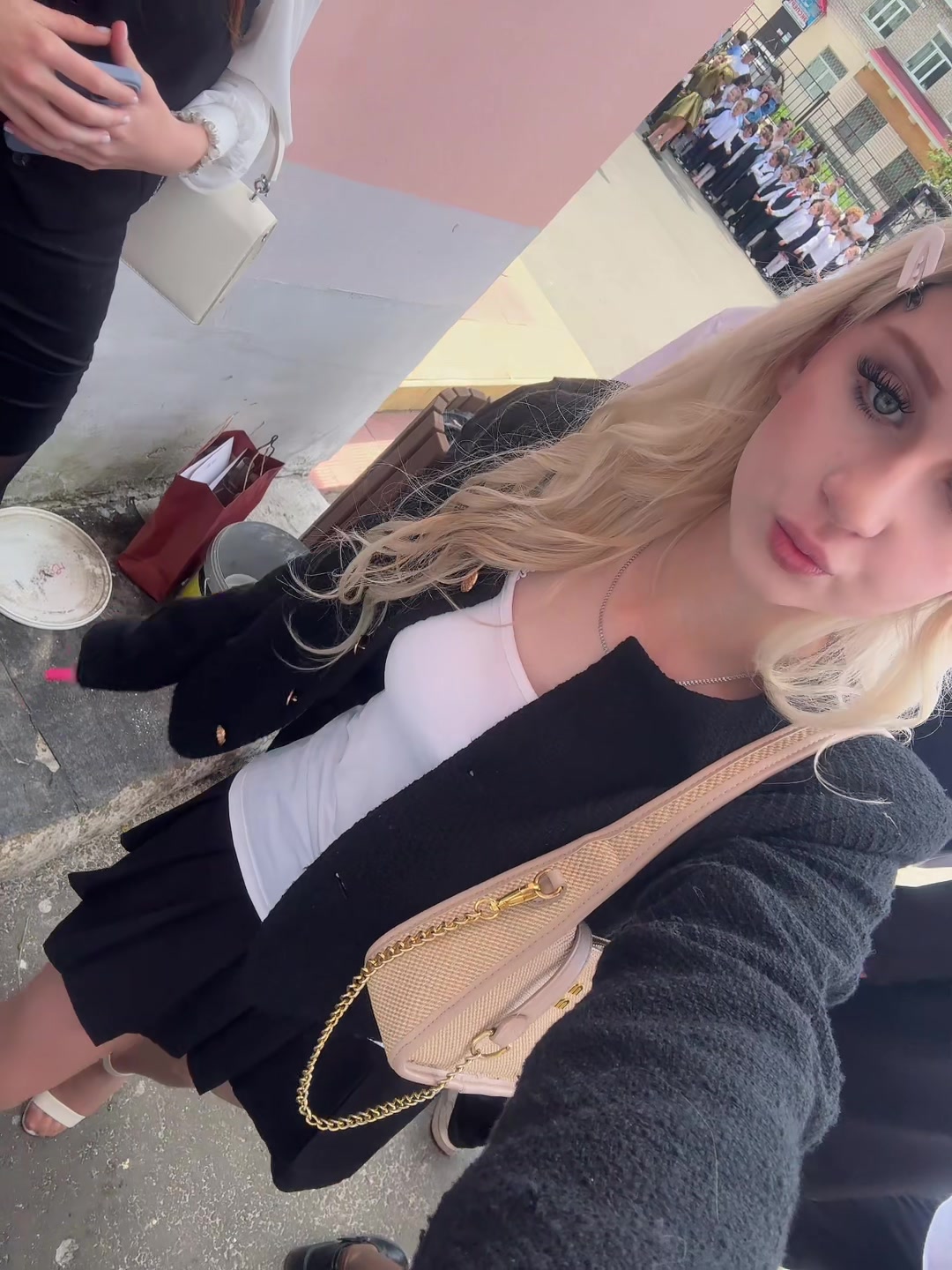 @пошлая блондинка