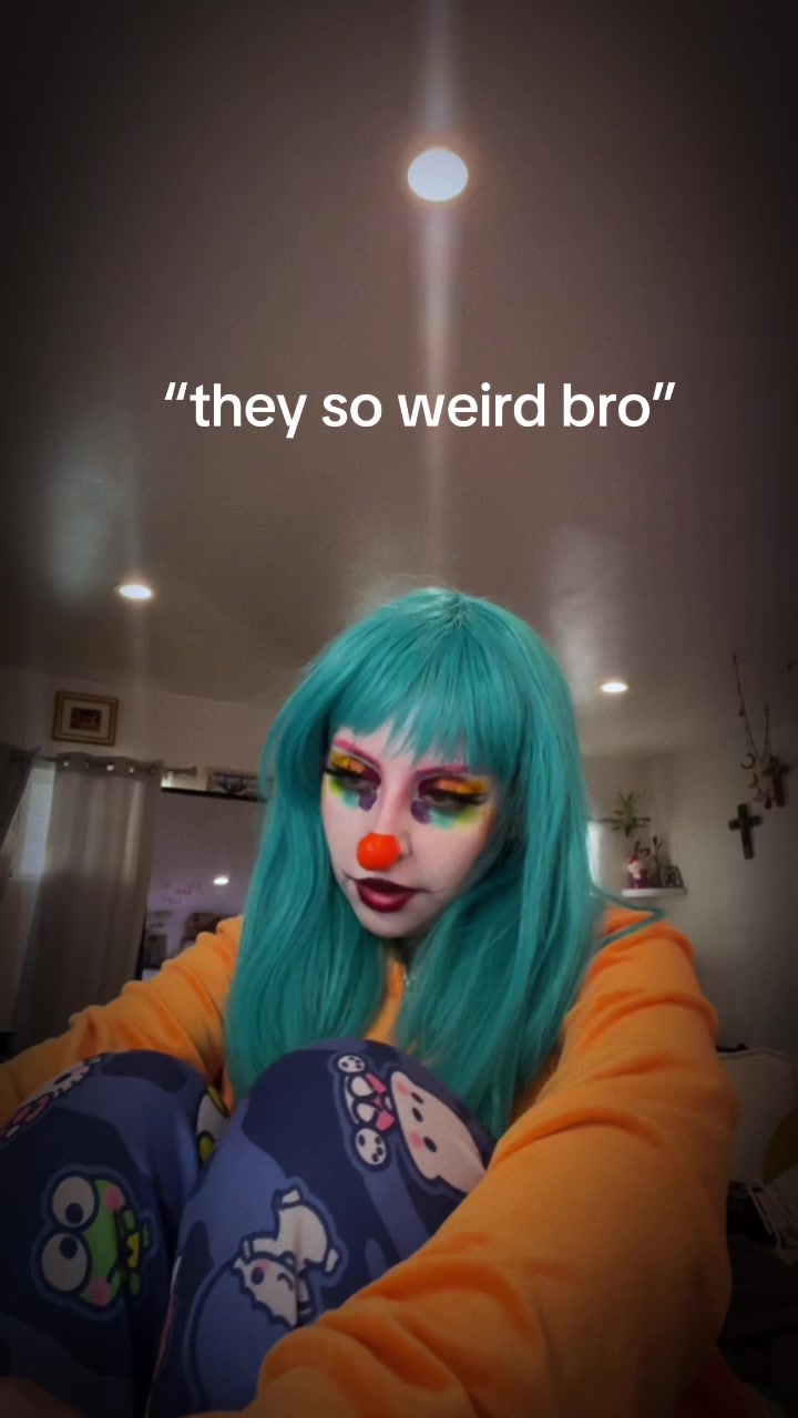 @clowndabs
