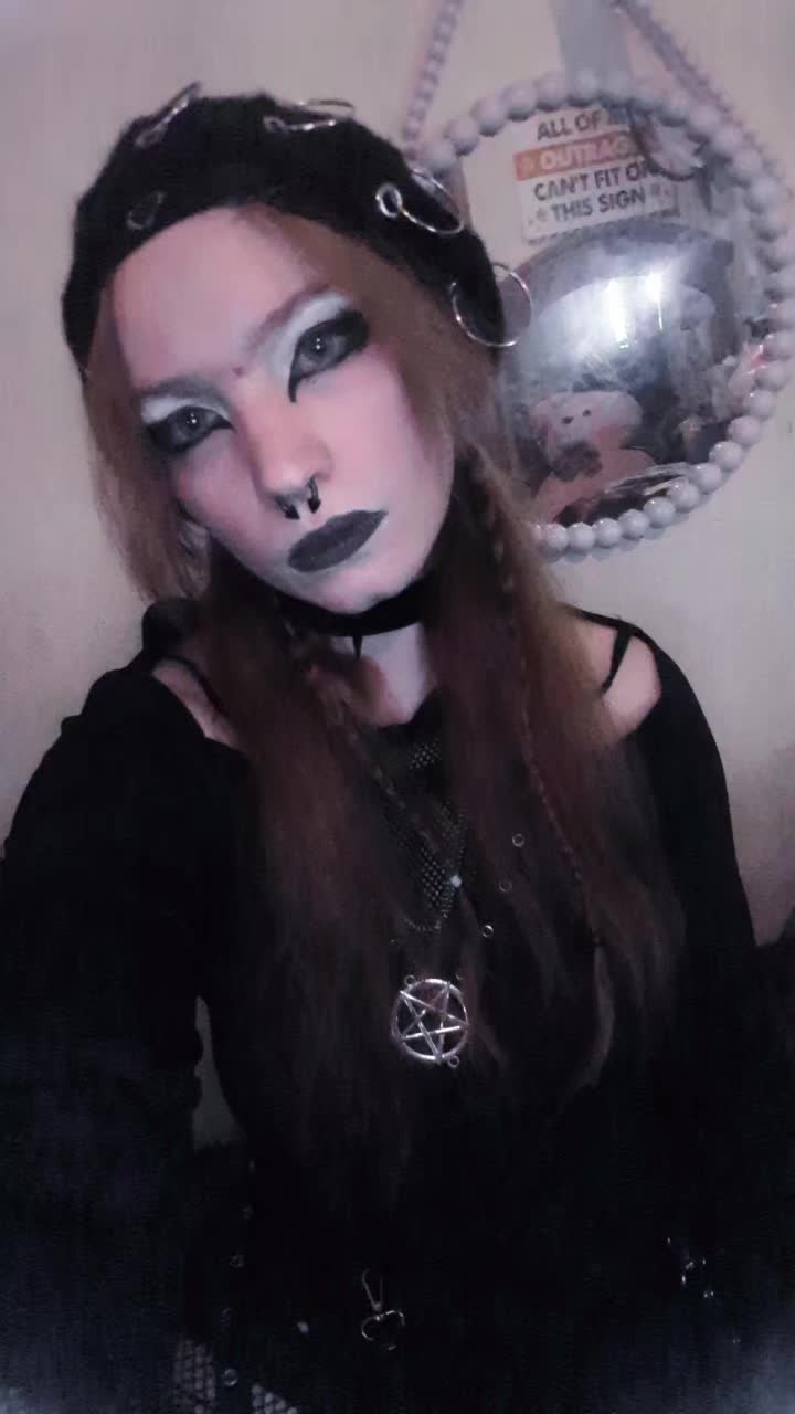 @Love2h8u
