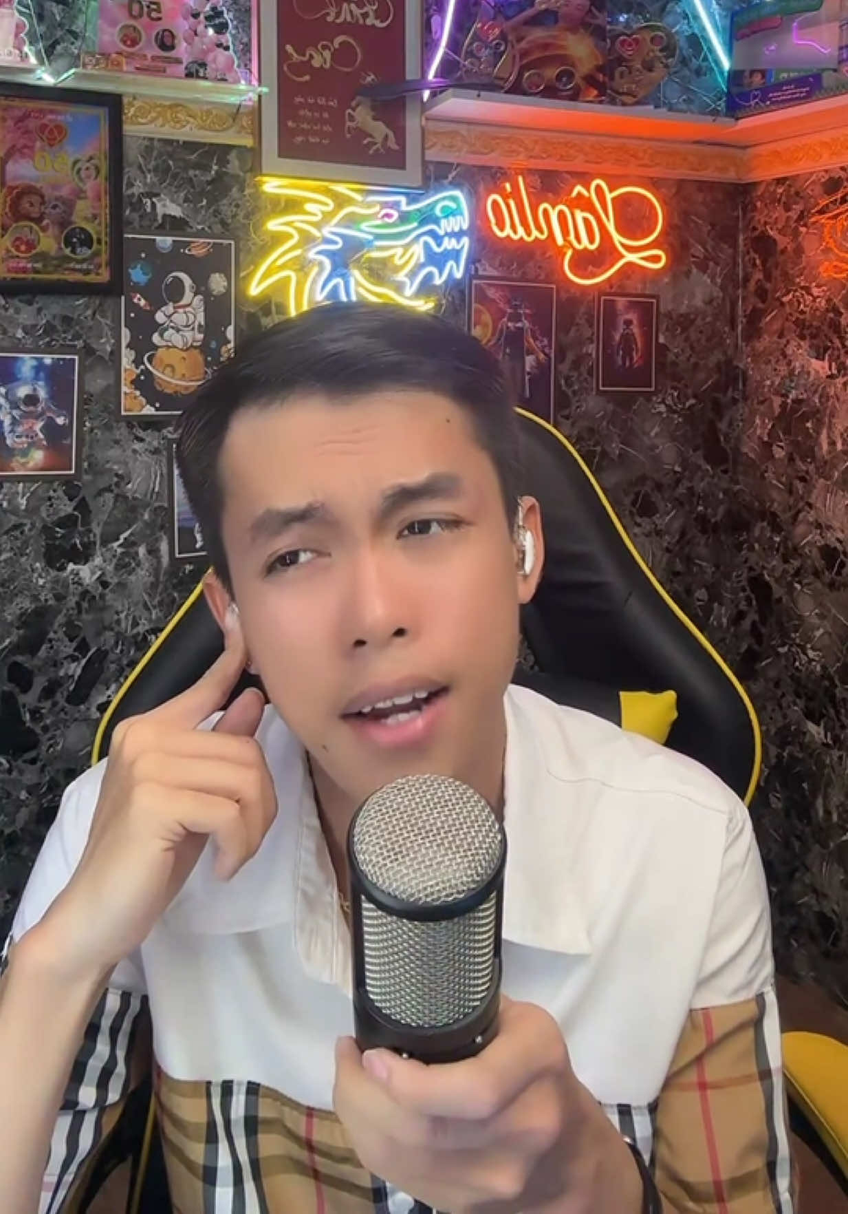 @Lâm Tẽn Tẽn 🐉