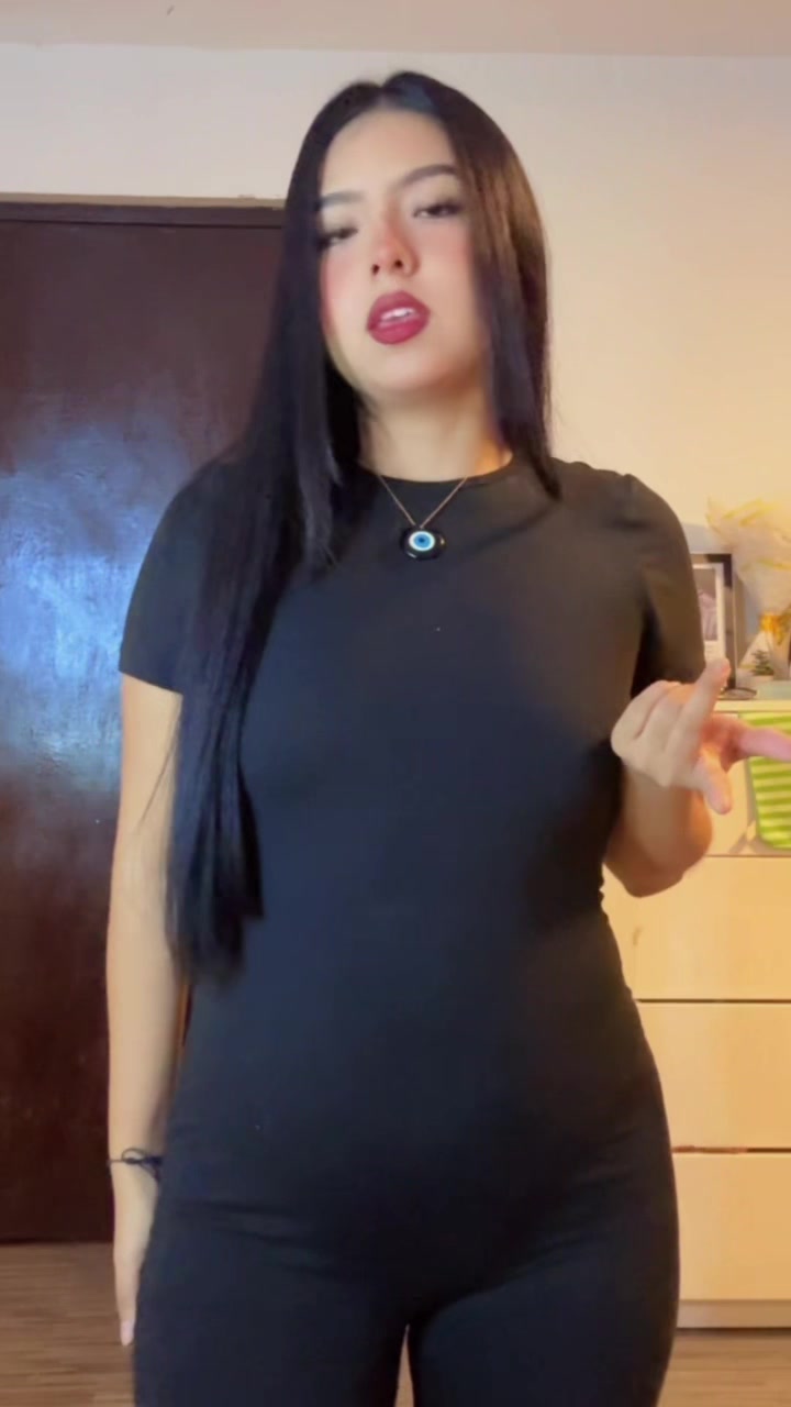 @𝒜𝒾𝓈𝒾𝓈🧿