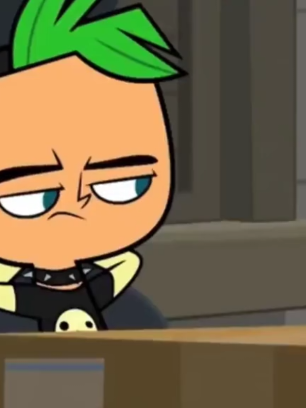 @ᶦᵐLindsay totaldramarama