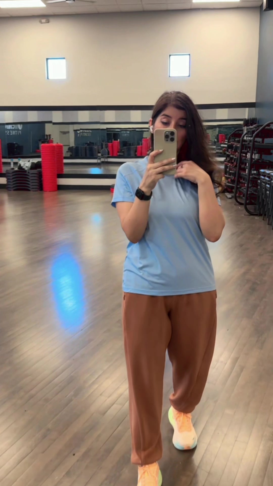 @Bela K🕊️