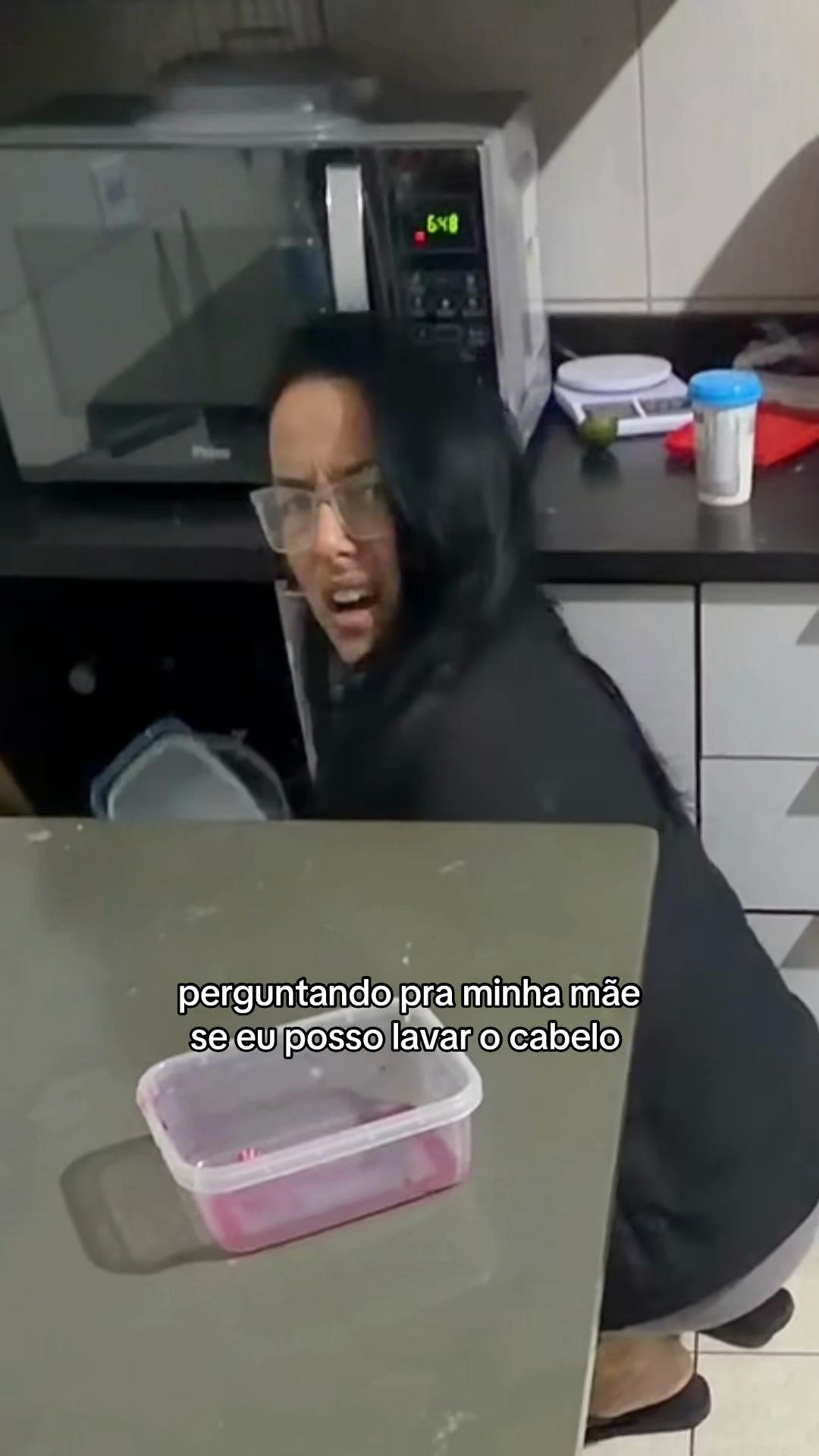@nicolly_bom
