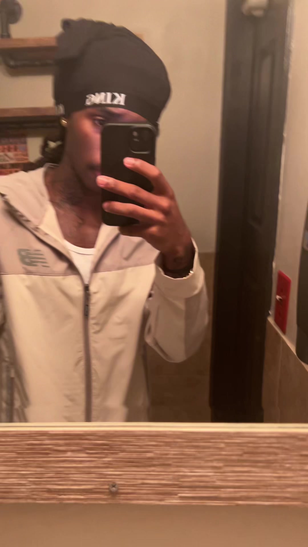 @zy