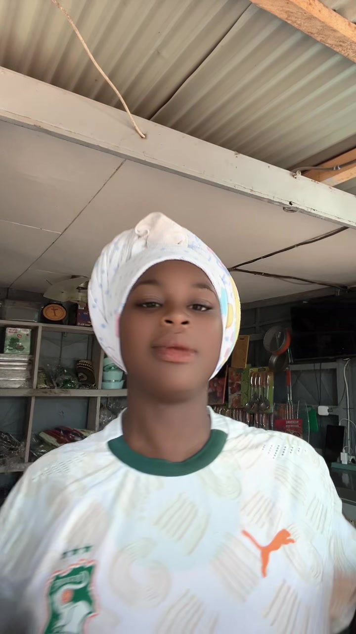 @😌noura Traor&eacute; 🫩 🤭🫦