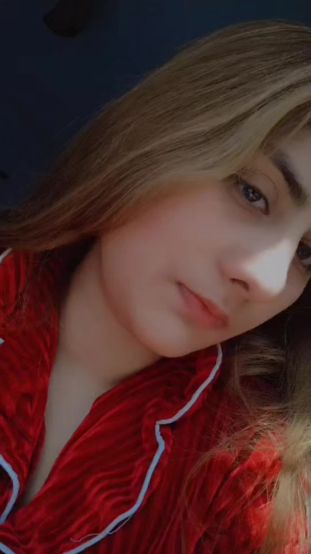 @Àyéshå Žăhîđ