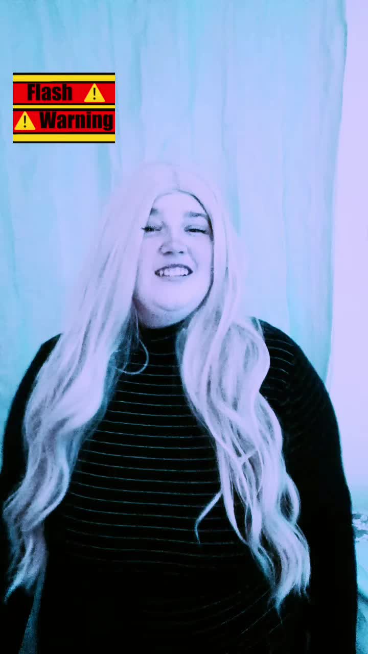 @ladyrosethorncos