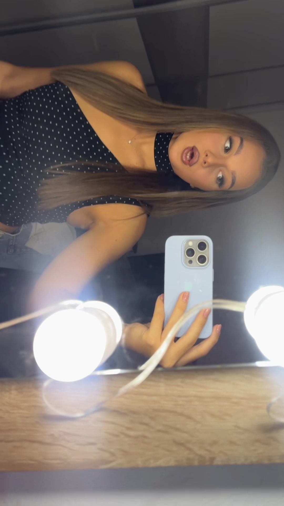 @ајla