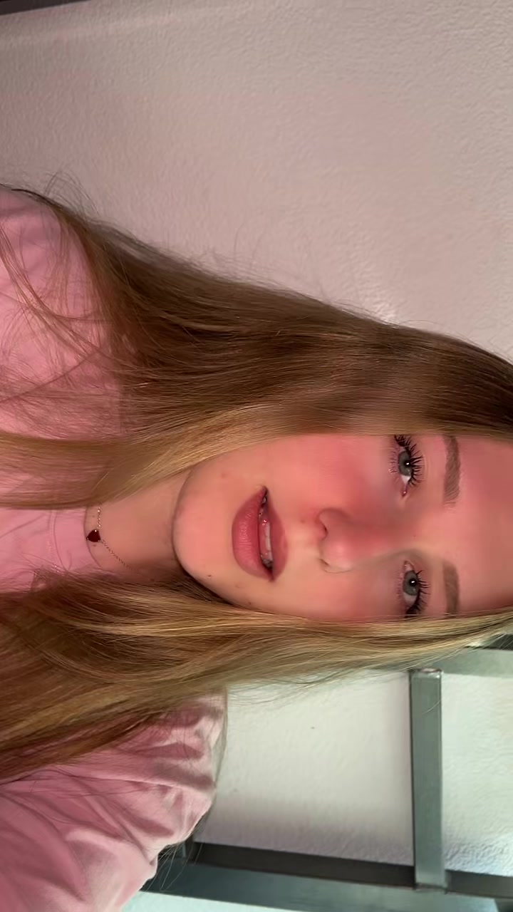 @юлька🫦