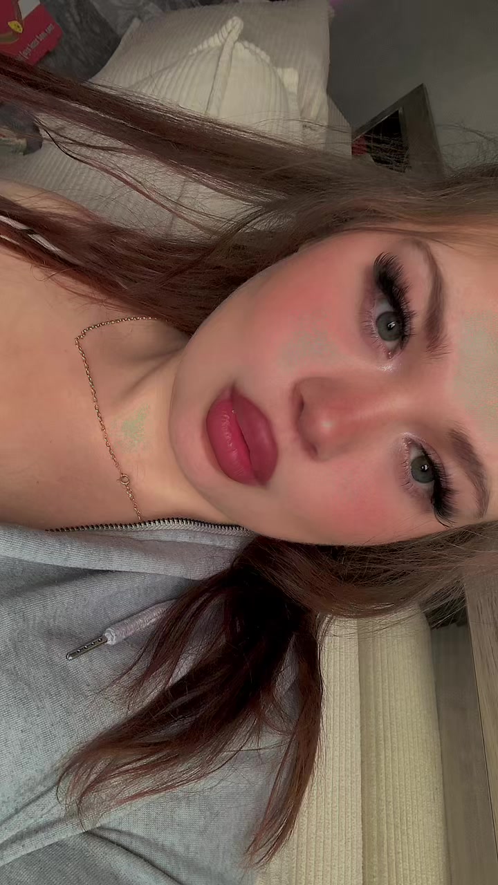 @Honeyyy1611🍯🩷