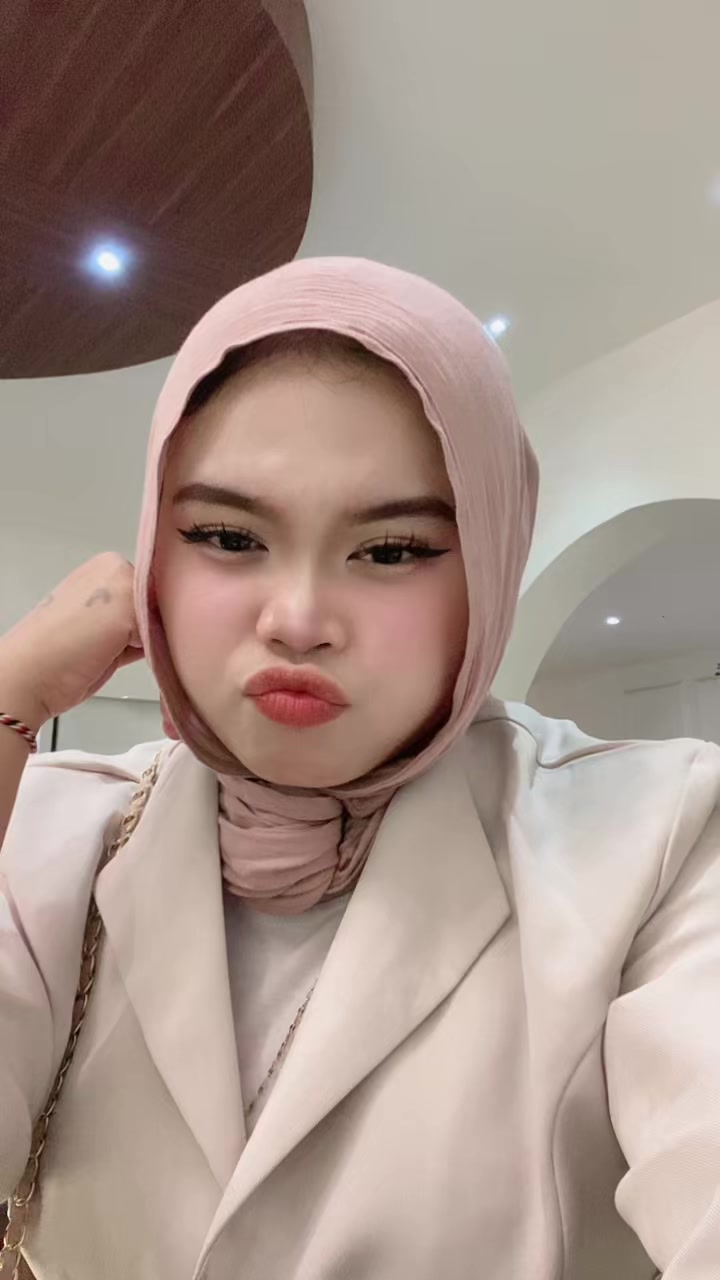@LittLegirl🤏