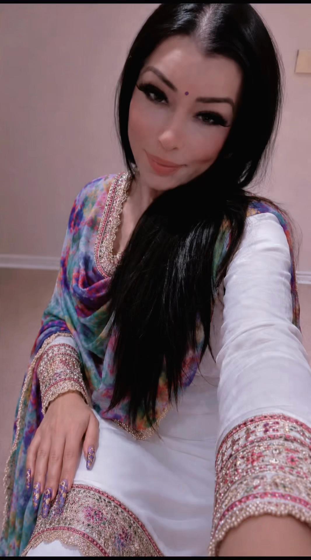 @Punjabi👑Queen