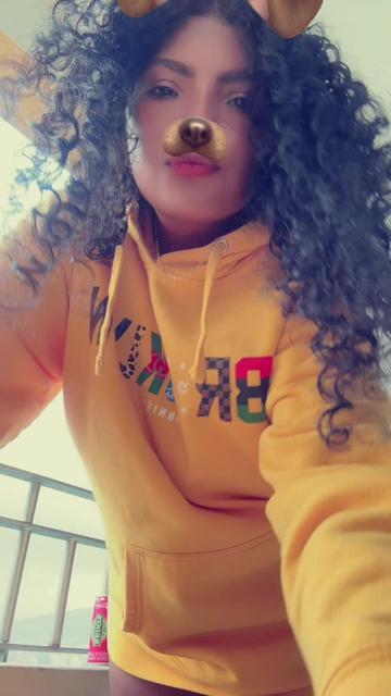 @👸🏽🍯🤎