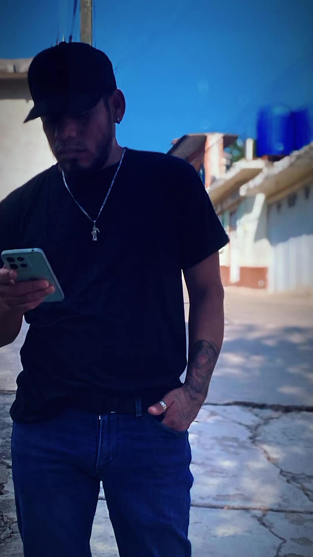 @Jesus González