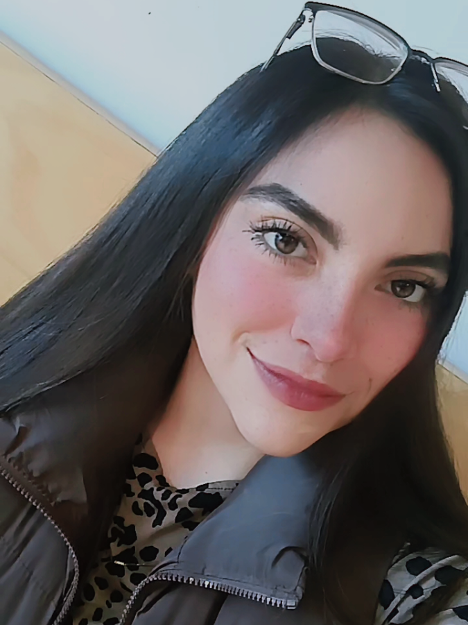@jenngorocica