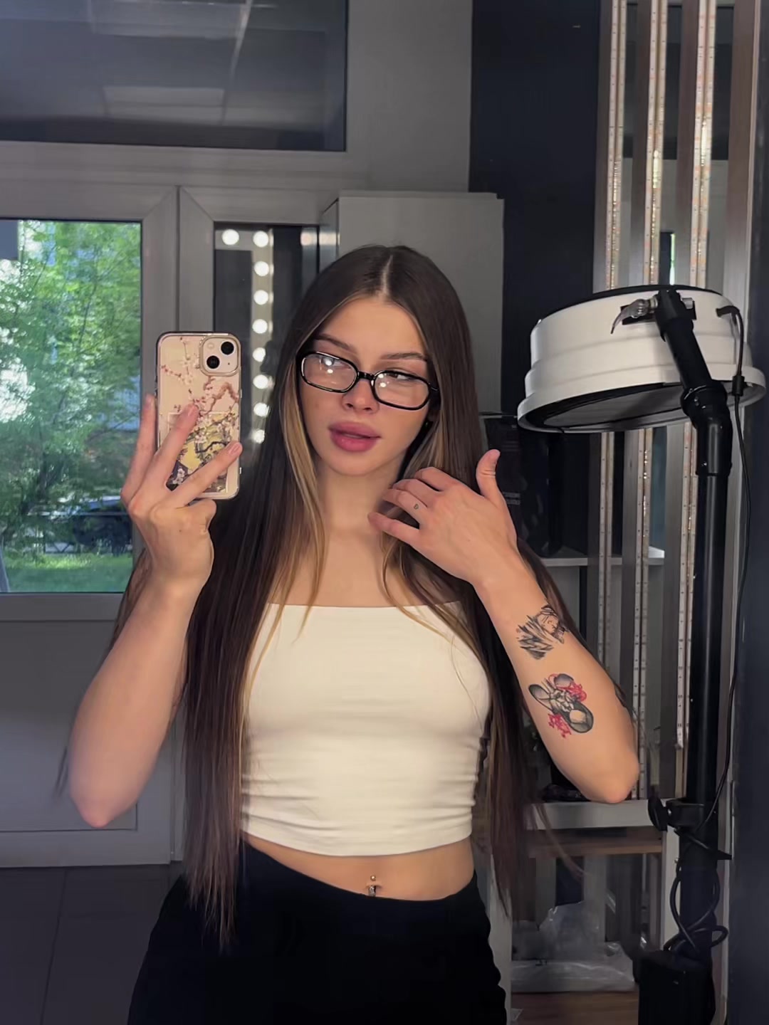 @Віка😎