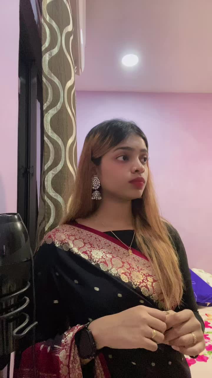 @Jenishaa._