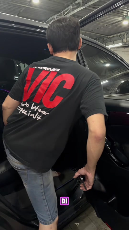 @anangvic