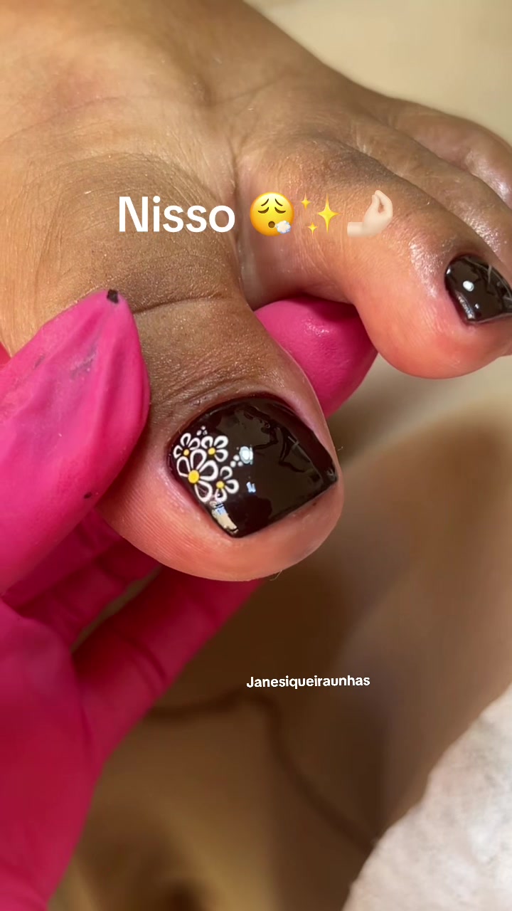 @Janesiqueiraunhas