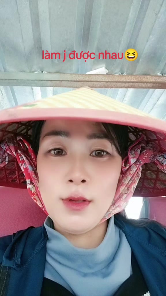 @&Uacute;t Thật hậu Giang