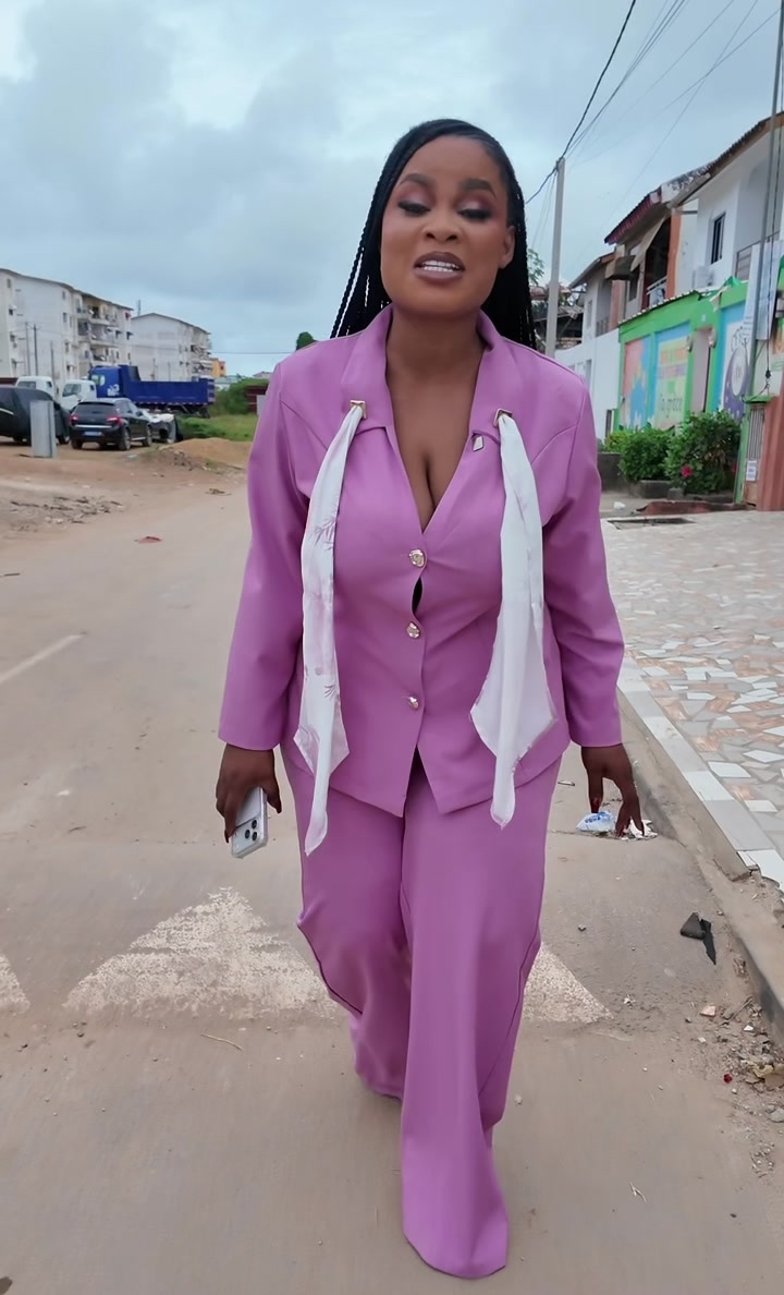 @Femme anango epse Dao