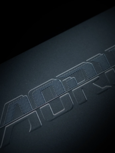 @AORUS
