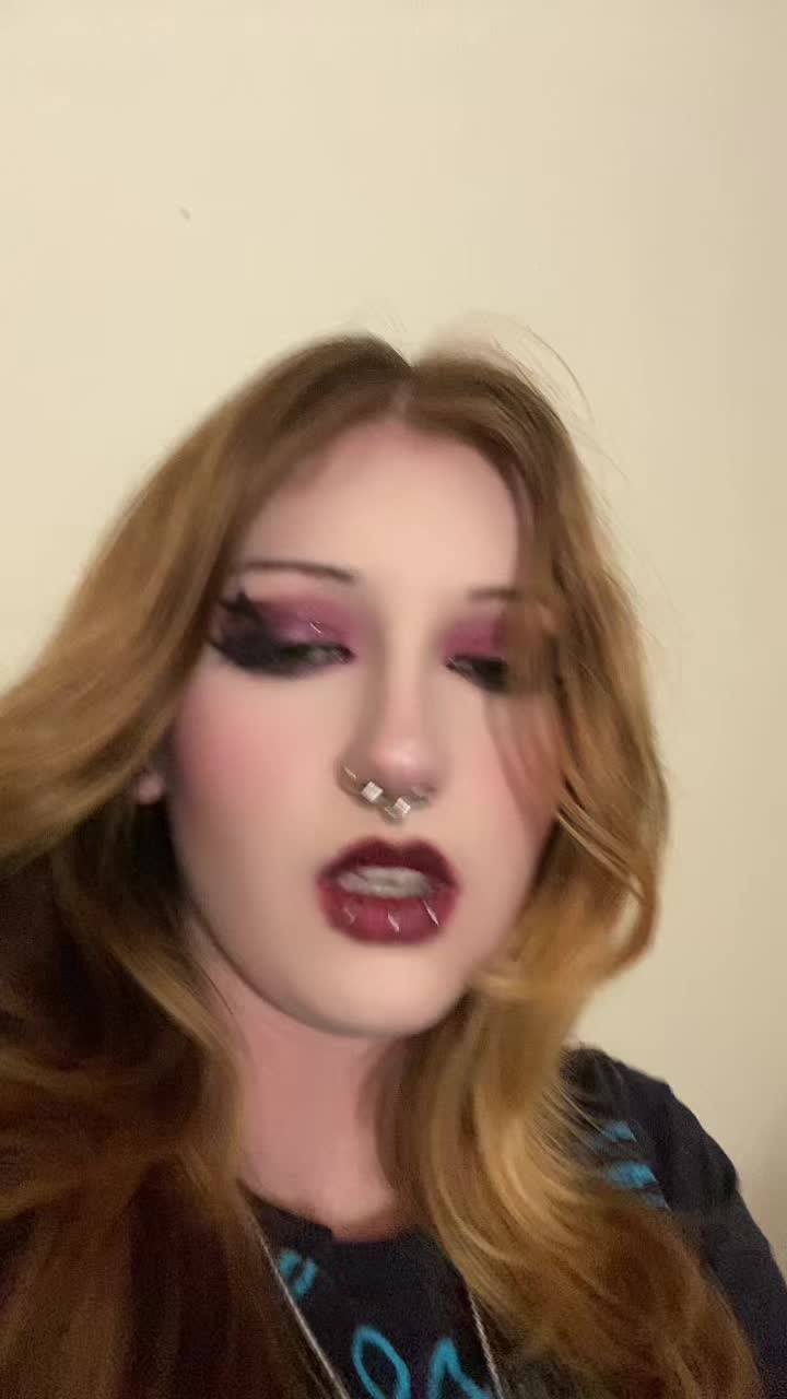 @vixeninvain