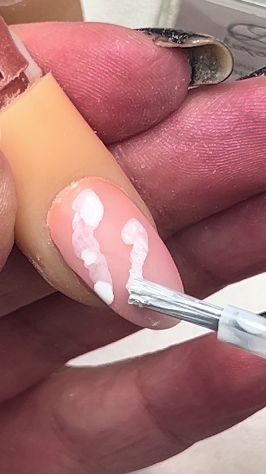 @Lux oN Nails