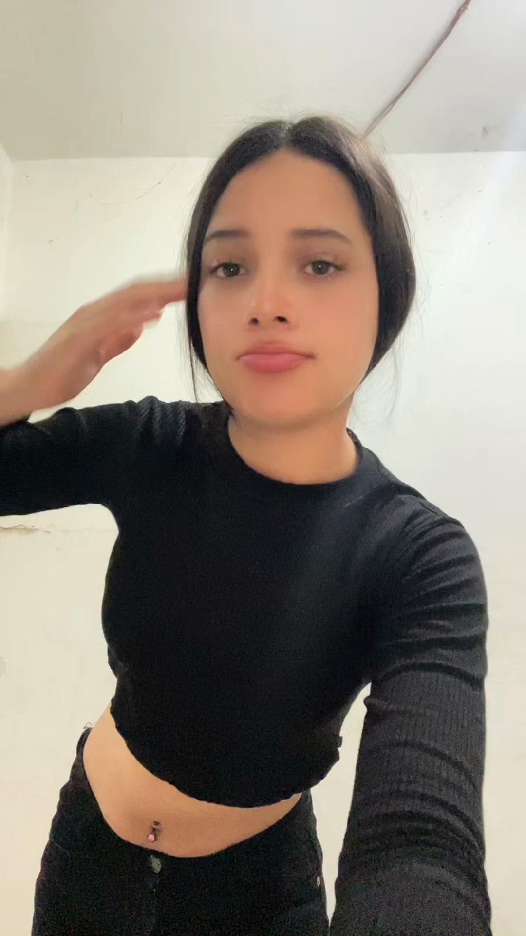@𝕋𝕒𝕟𝕒𝕚𝕣𝕚🎀👸🏻👁️