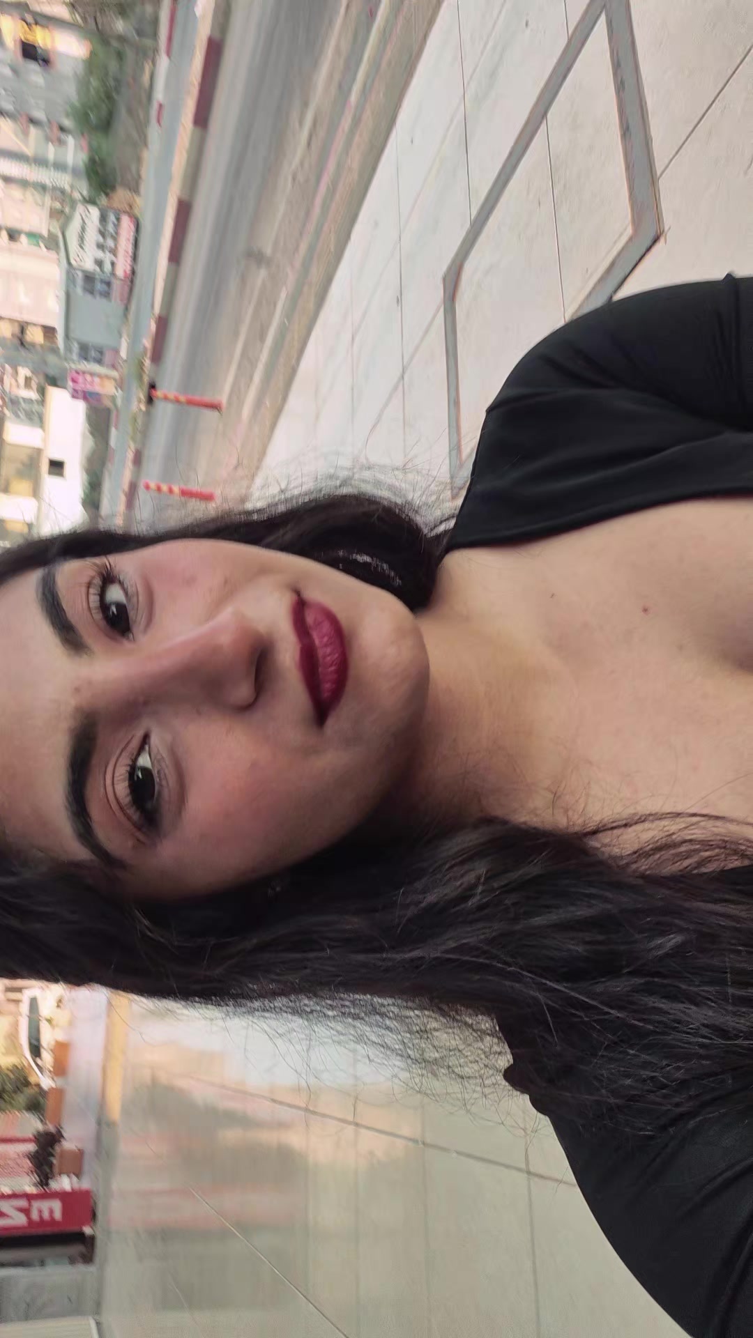 @✌🏻