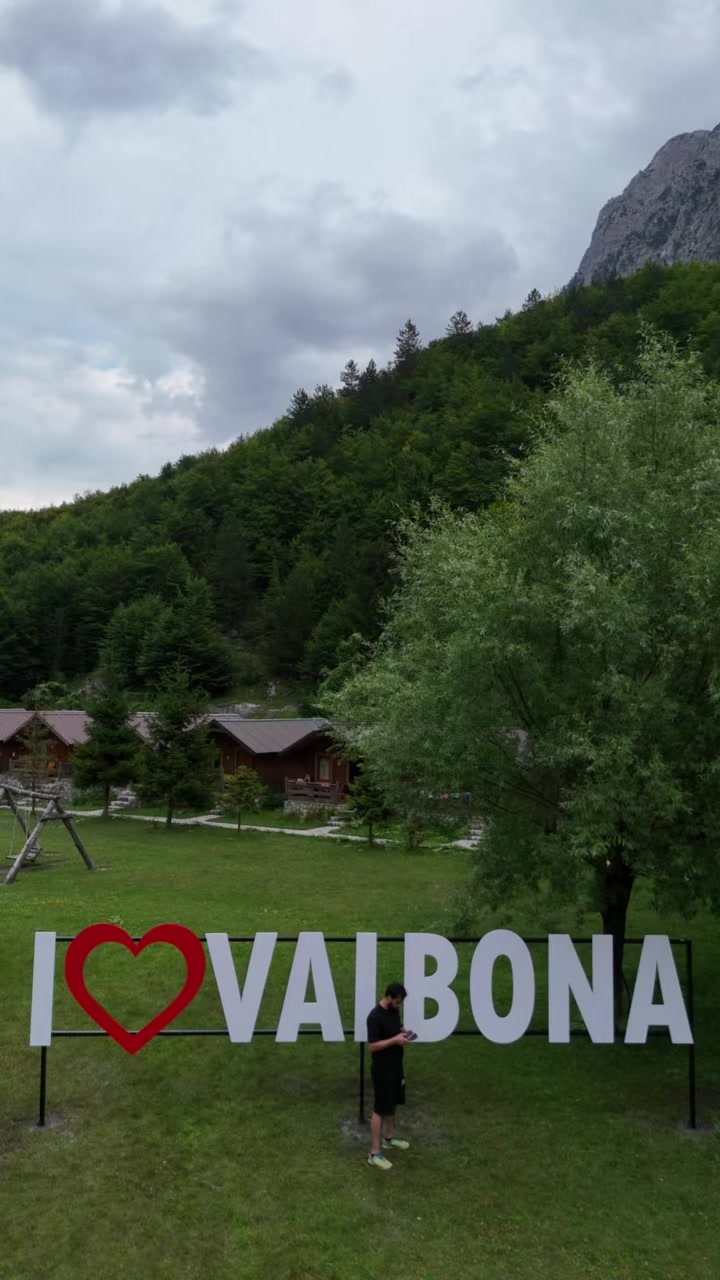 @Ilove__valbona