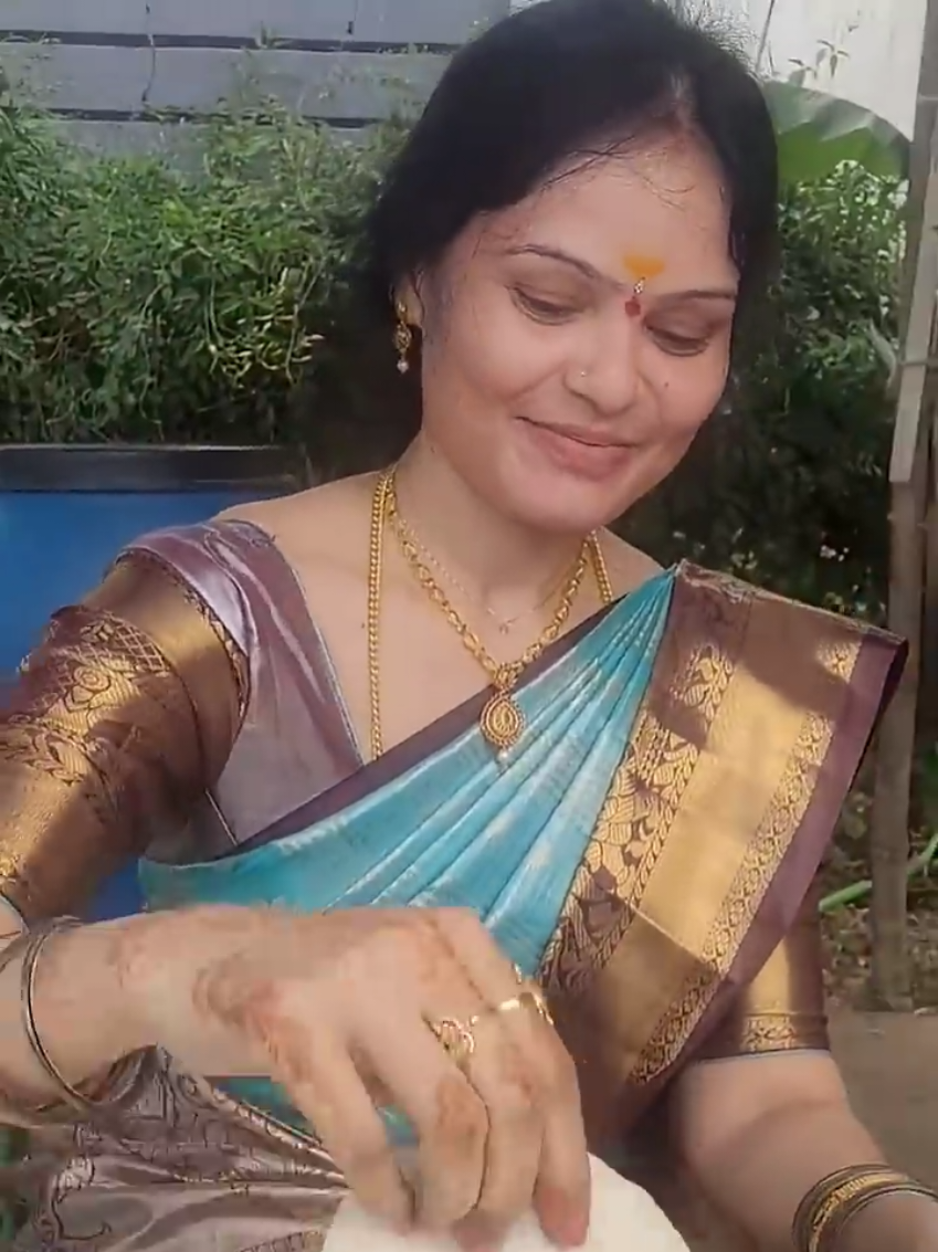 @DUBAI LO RADHA