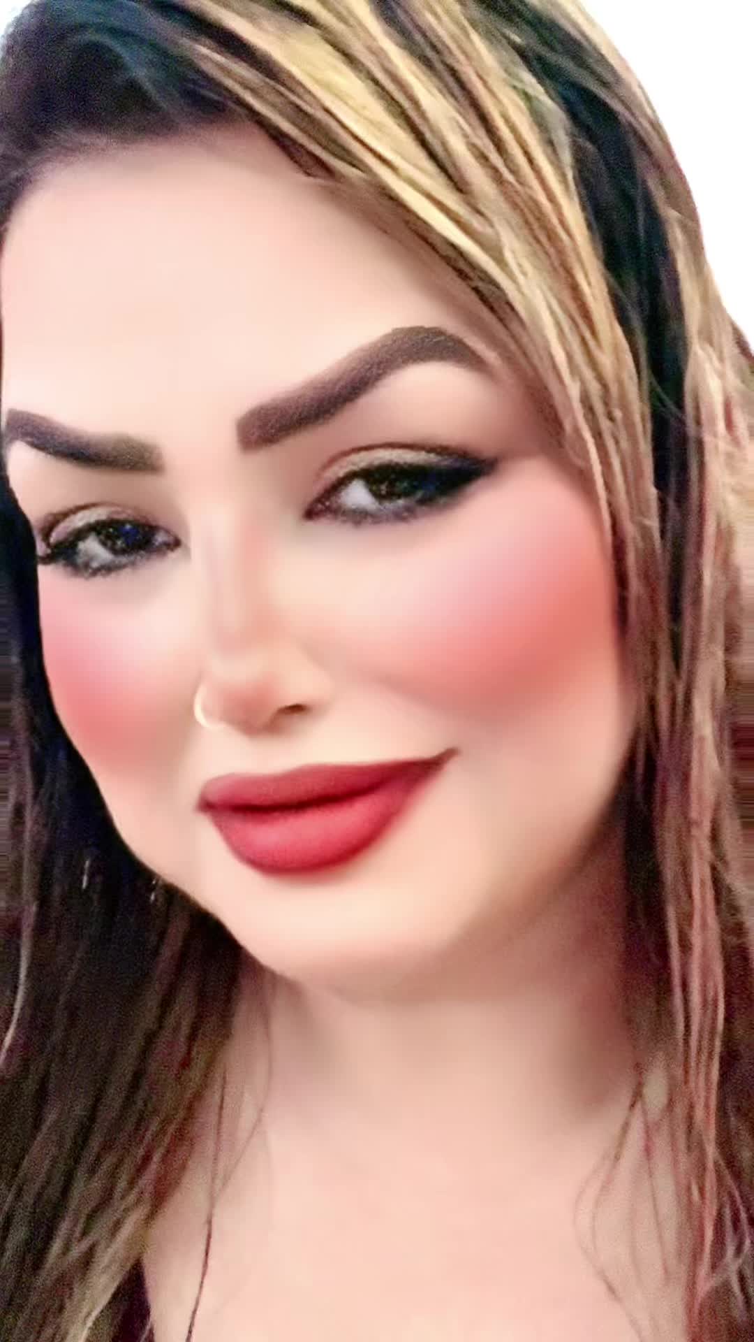 @Razia.rana.dubai