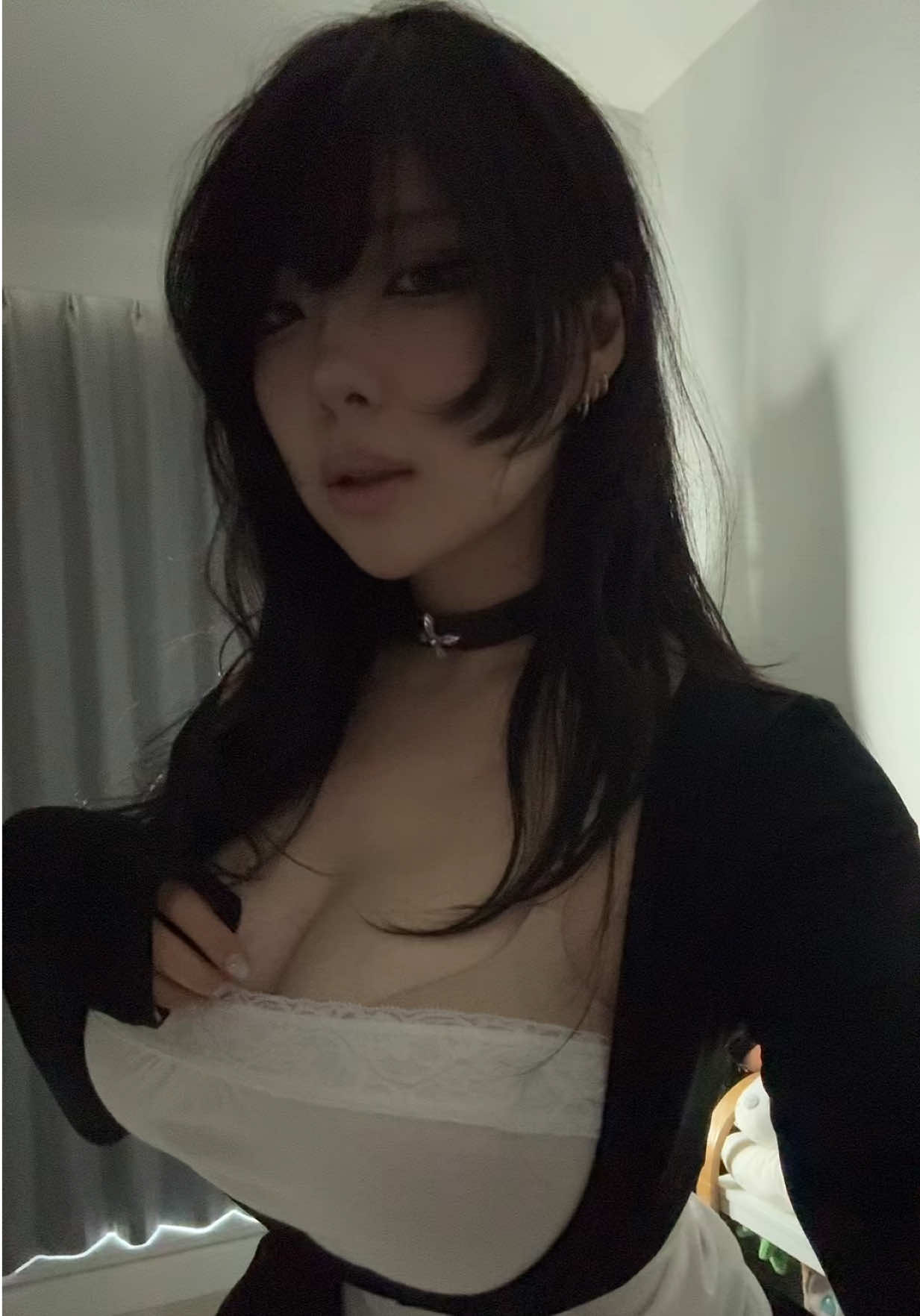 @anika
