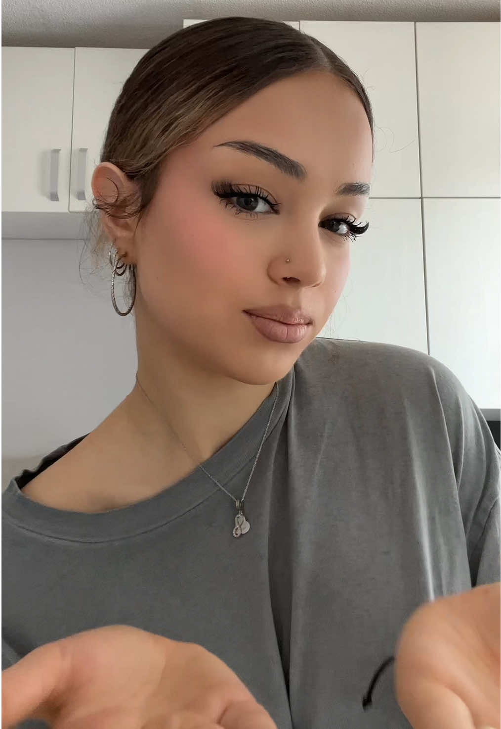 @isidora