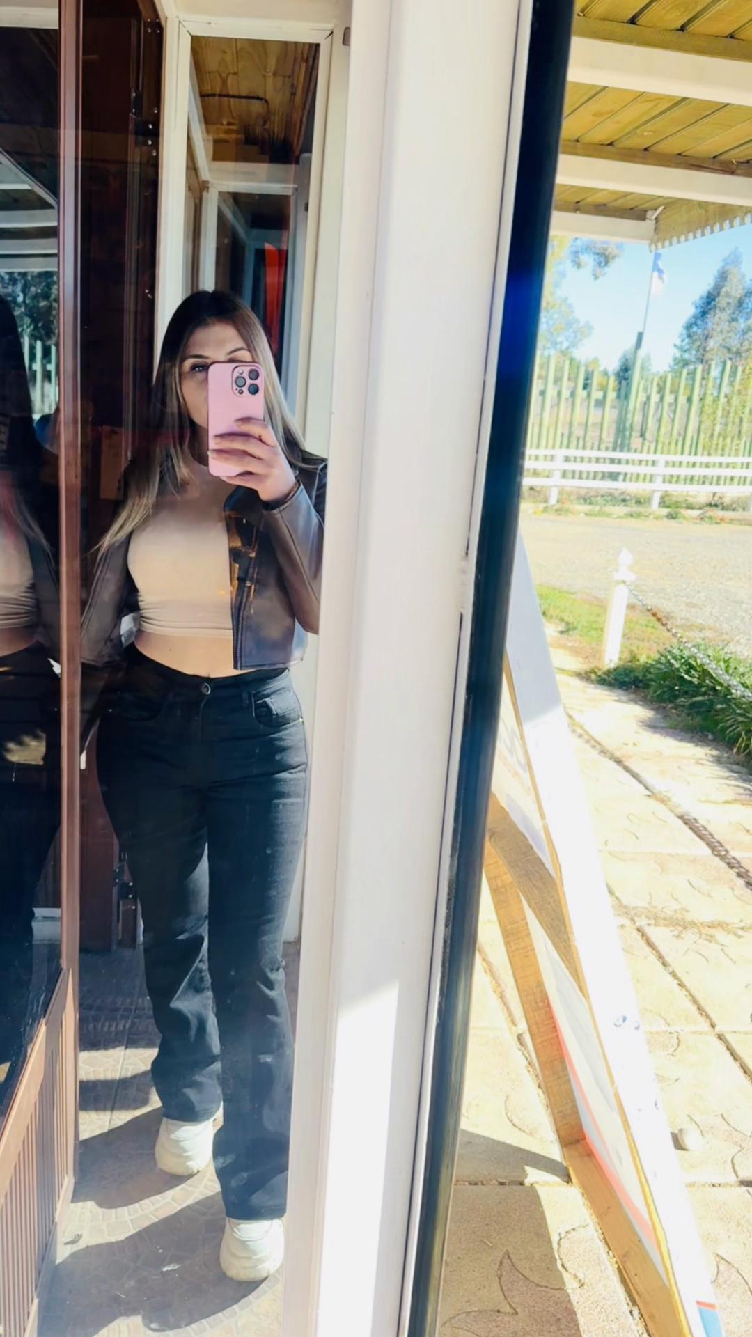 @Elizabeth_scarlet_29