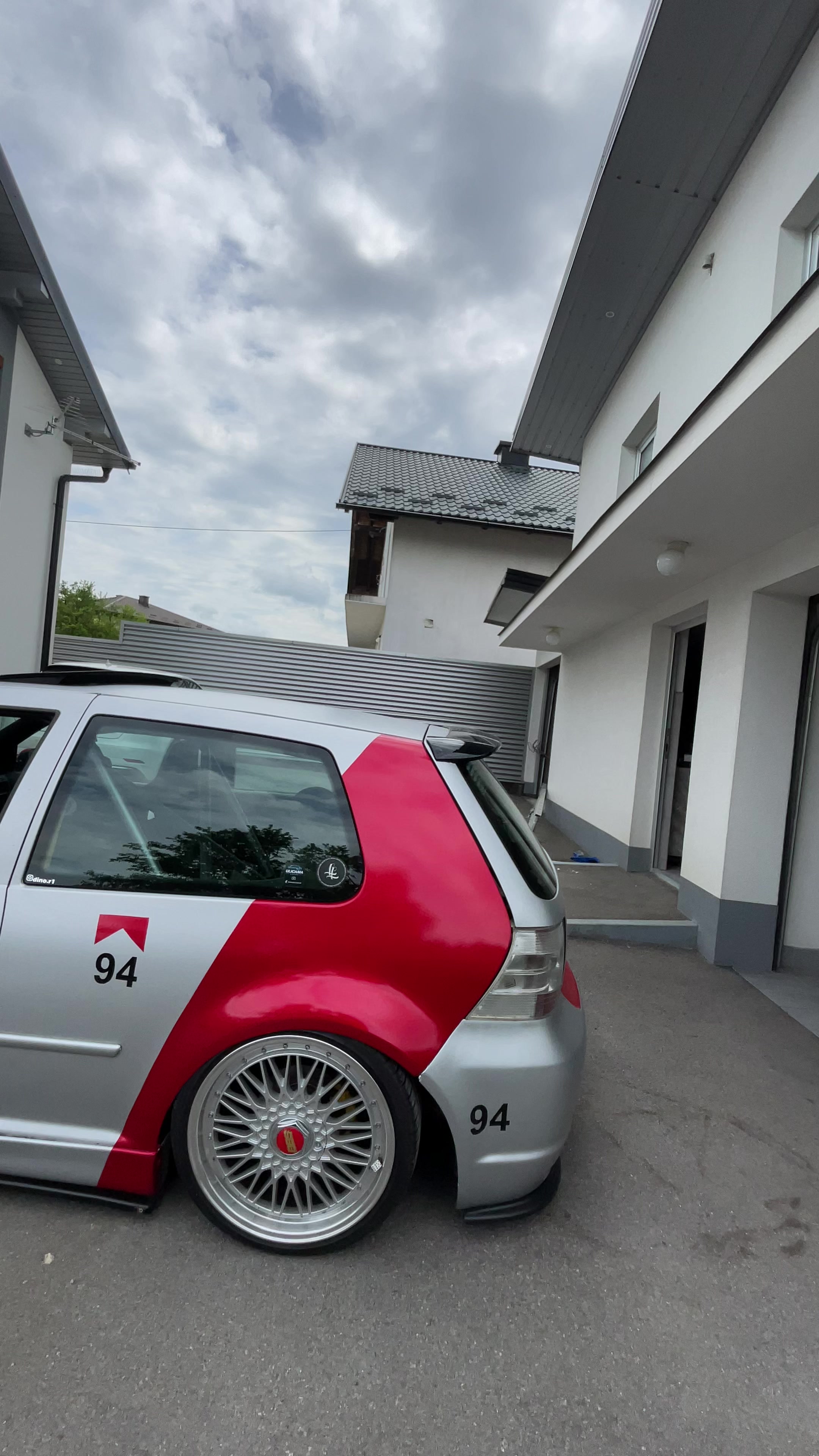@dino.r1