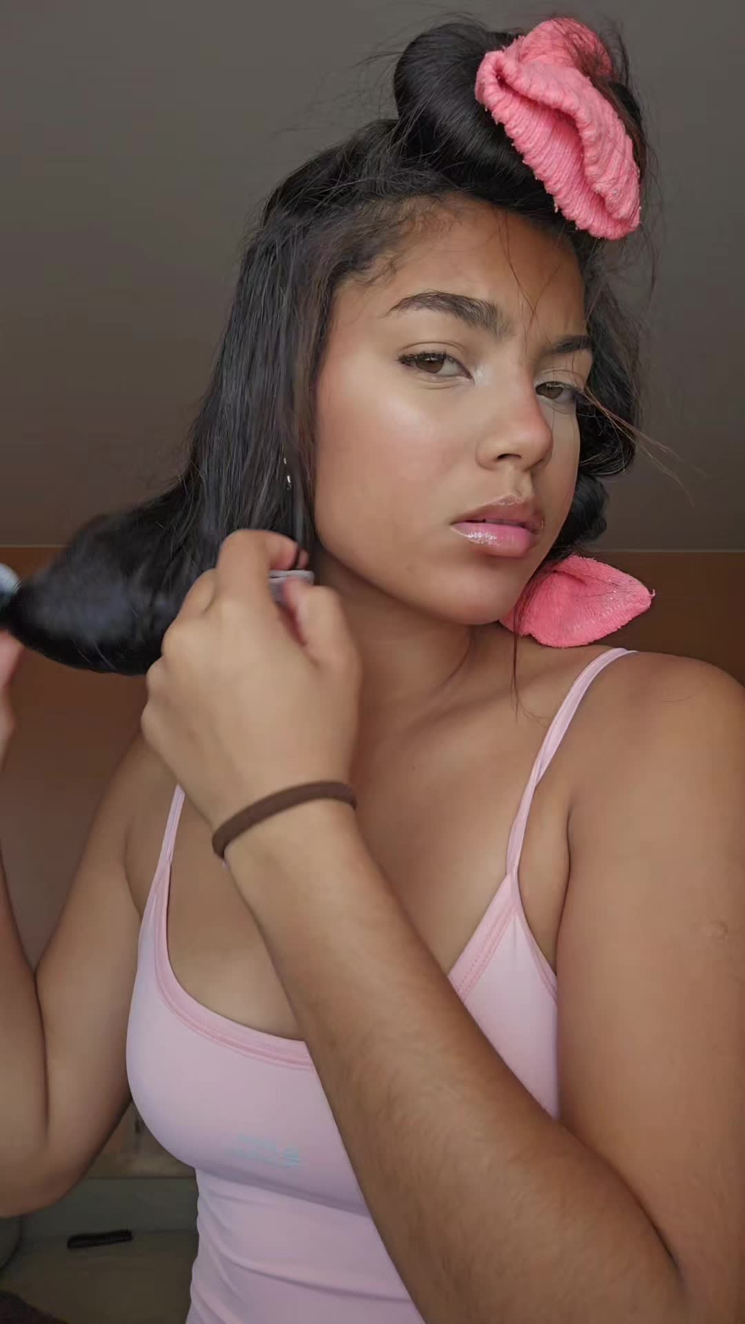 @shayy