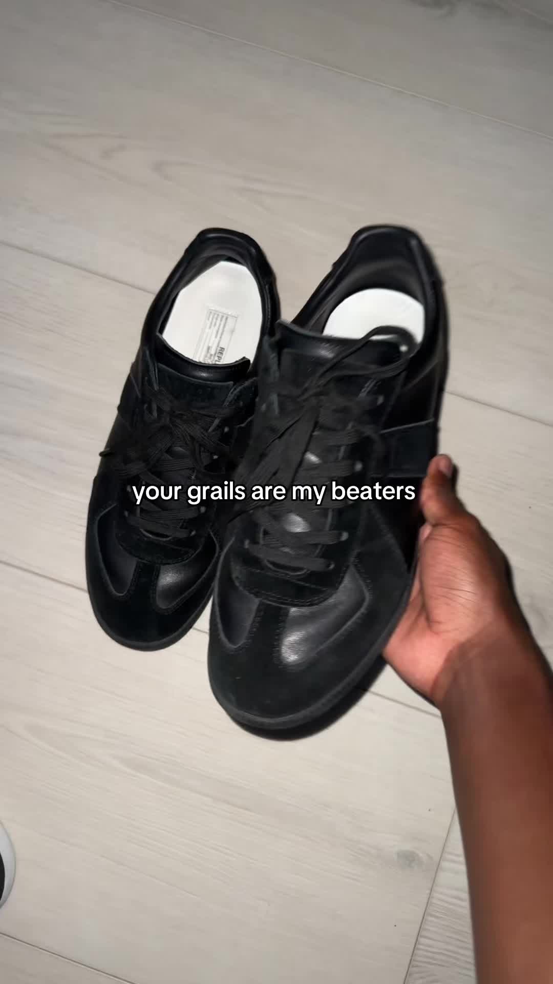 @￼