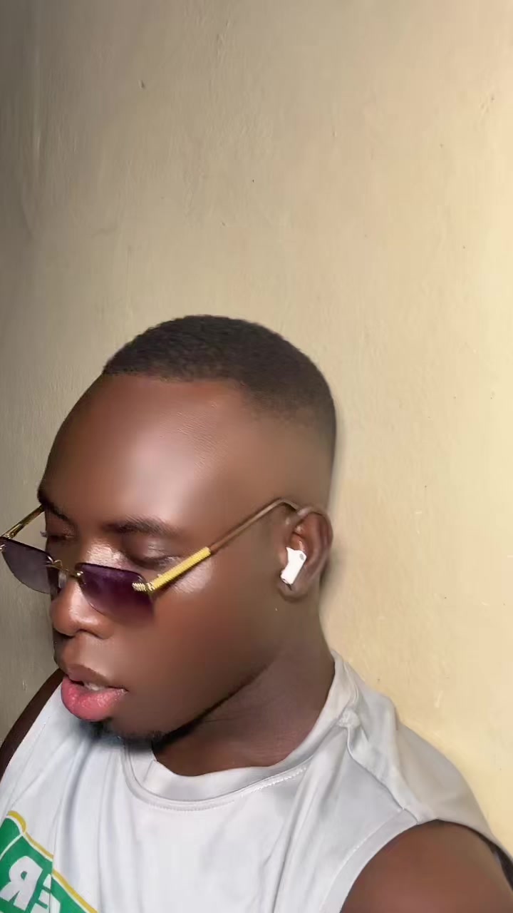 @Dëfø_døllãrs_øfficiel ✪