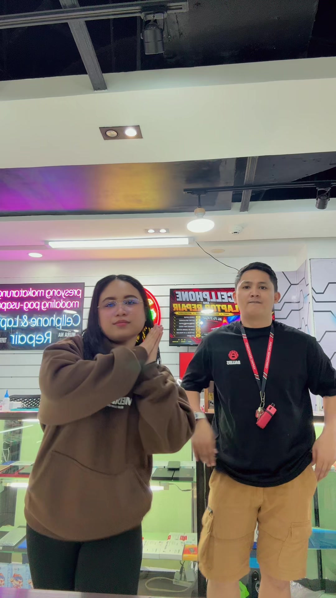 @Lovely🛍️