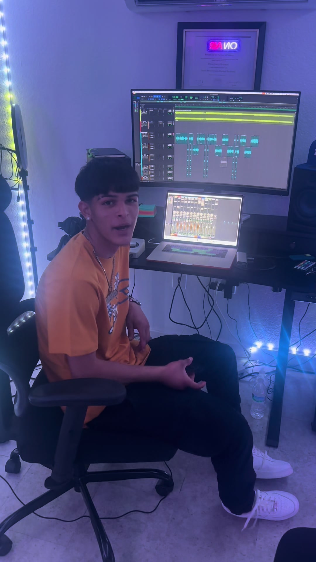 @Youngwoss__