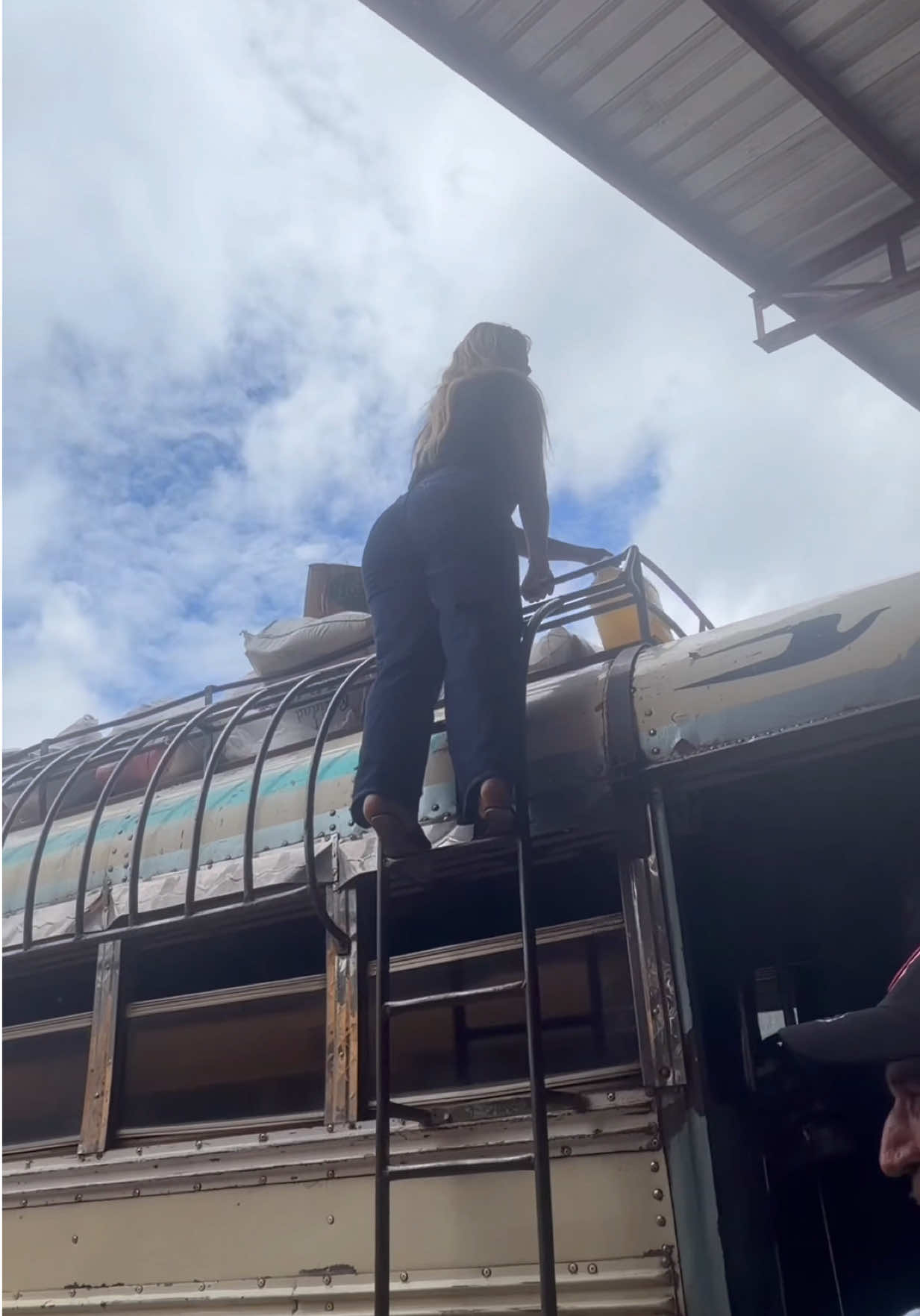 @️Jennifer Blandón🦦🚍