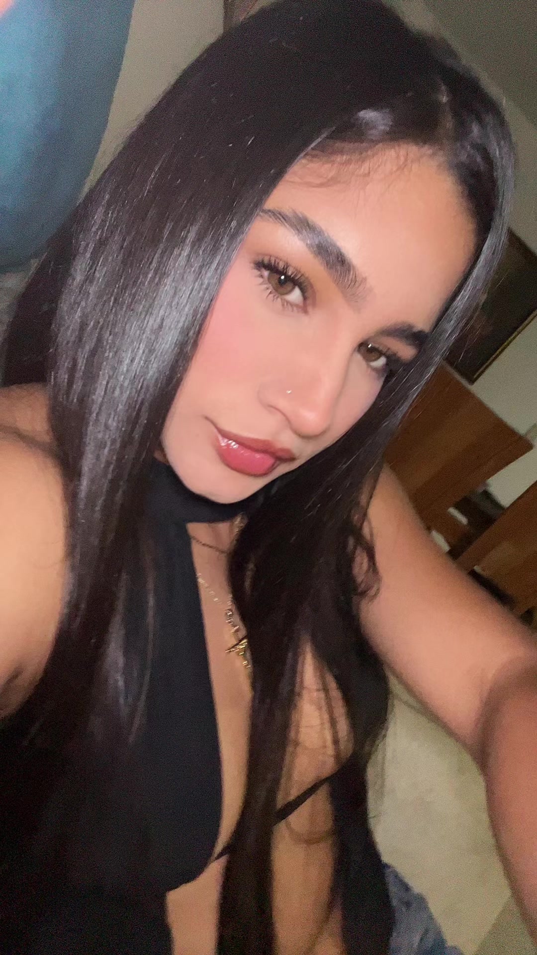 @Valentina