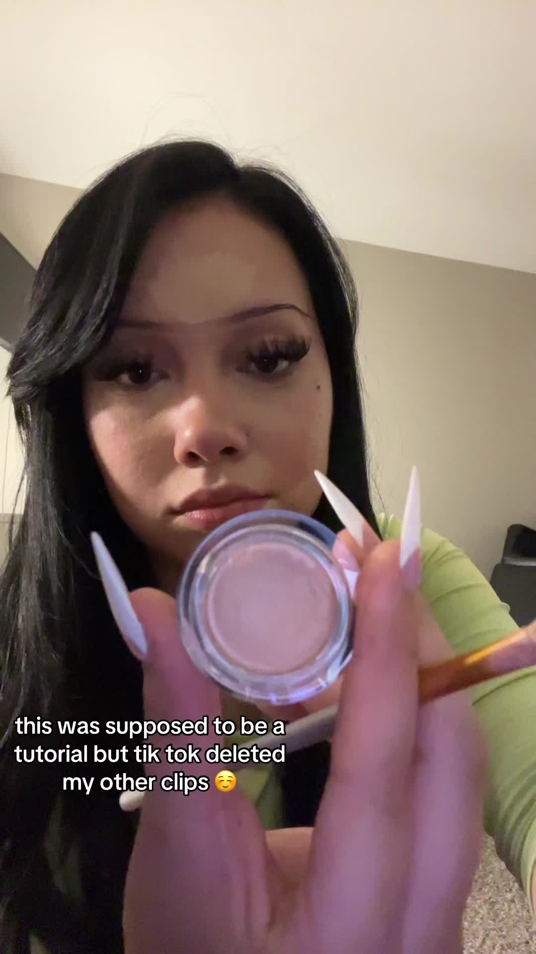 @<3