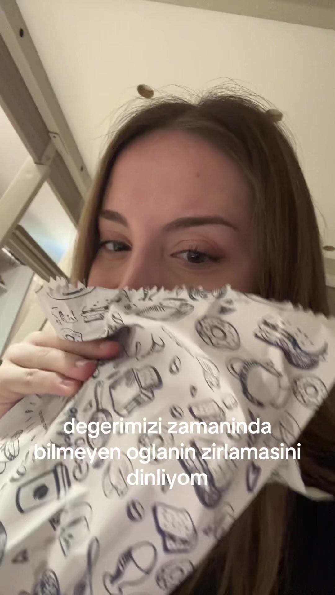 @🦦