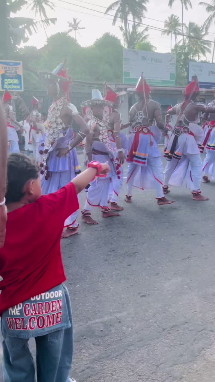@Akmira____👦❤️