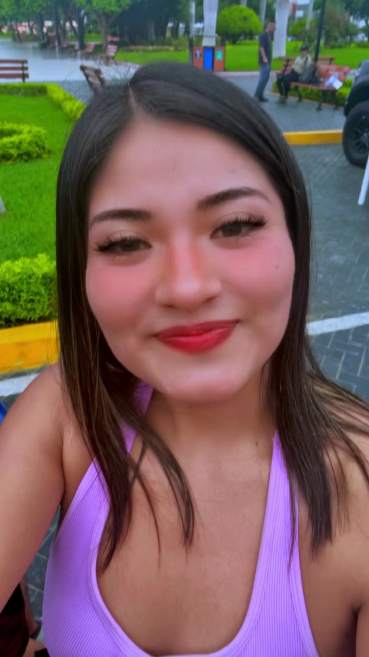 @Yazmin Fiorella DOMINGUEZ