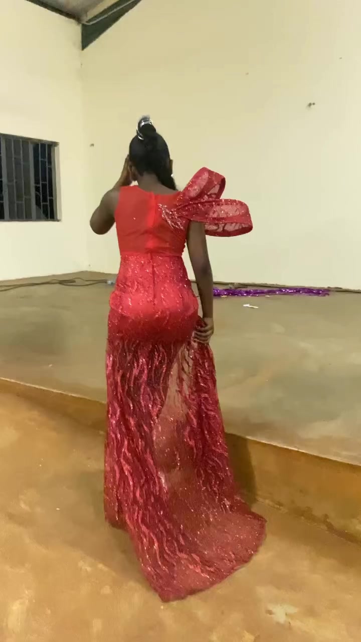 @ALICIA KANINI🇰🇪 ✅️